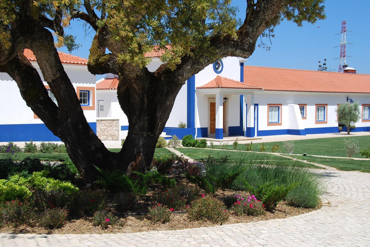 Bed and Breakfast Quinta Da Torre - Casas De Campo à Alenquer Extérieur photo